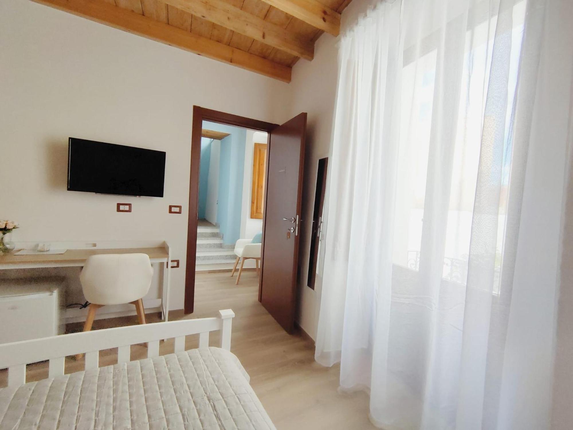 Donna Raffaela Bed & Breakfast Tertenia Luaran gambar